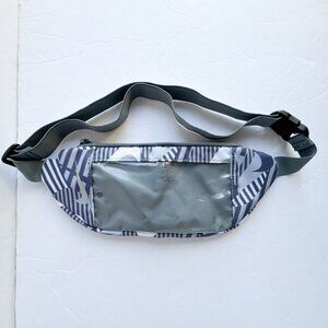 Nike Printed Run WaistPack Smoke Adult Unisex Grey/White